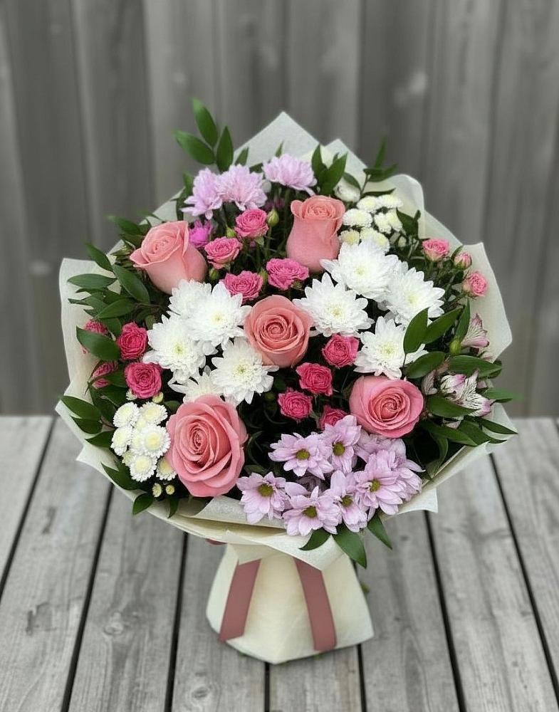 Букет цветов из: Альстромерии, Гвоздики, Розы и Хризантемы в Сортавале