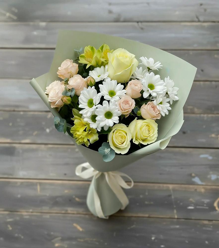 Букет цветов из: Альстромерии, Розы и Хризантемы в Сортавале