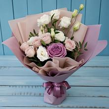 Букет цветов из:  Розы и Лизиантусы в Сортавале