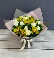 Букет цветов из:  Орхидеи и Розы в Сортавале