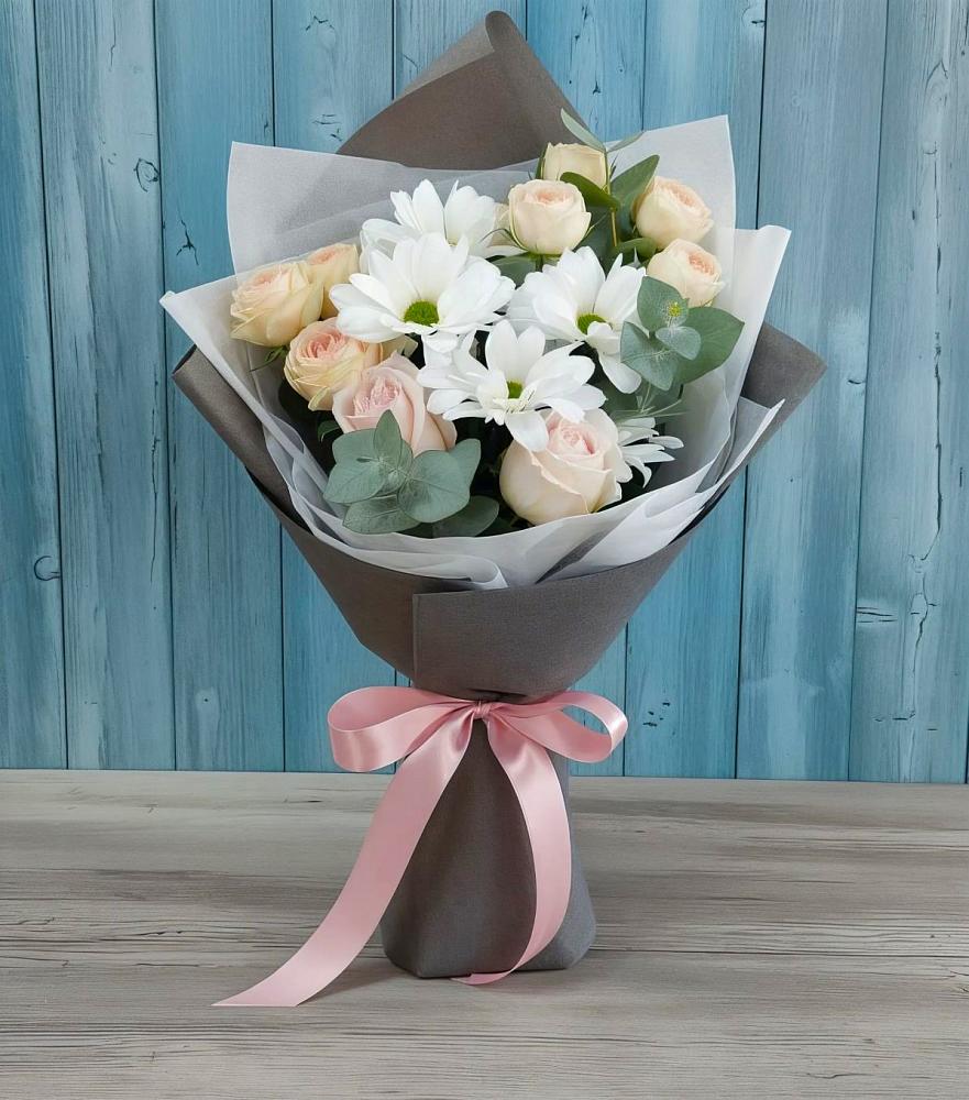 Букет цветов из: Хризантемы и Розы в Сортавале