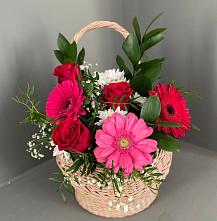 Цветочная композиция из Розы, Хризантемы и Герберы в корзине #REPLACE_PRED# Сортавале