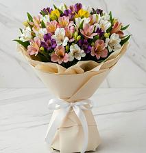 Букет цветов из:  Альстромерии в Сортавале
