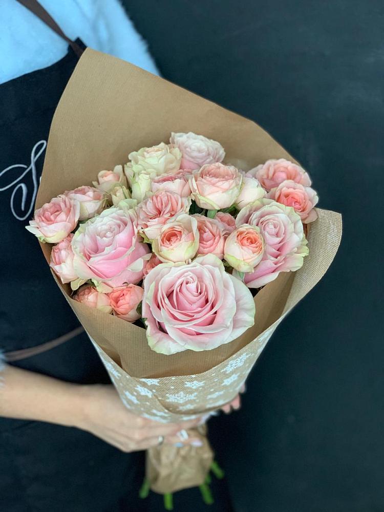 Букет цветов из: Хризантемы и Розы в Сортавале