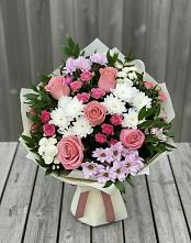 Букет цветов из:  Альстромерии, Гвоздики, Розы и Хризантемы в Сортавале